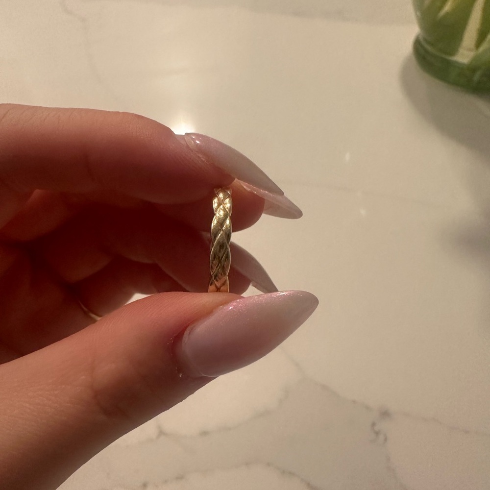 Elegant 14K Gold Braided Ring
